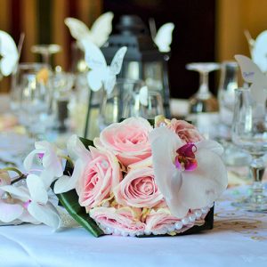 Entwine Bespoke Celebrant offer bespoke ceremonies for any part of life's journey. Whether it be weddings, naming ceremonies or funerals, Entwine offer their services in Perth, Dundee, Fife and wider Scotland area.