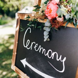 Entwine Bespoke Celebrant offer bespoke ceremonies for any part of life's journey. Whether it be weddings, naming ceremonies or funerals, Entwine offer their services in Perth, Dundee, Fife and wider Scotland area.